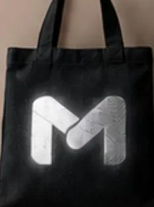สกรีนสะท้อนแสง (Reflective Print)